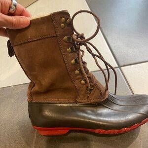 Brown sherling Lace-Up Duck Boots